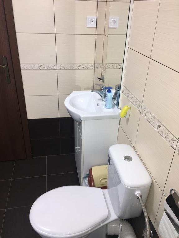 Vila La Izvor Petresti Zewnętrze zdjęcie