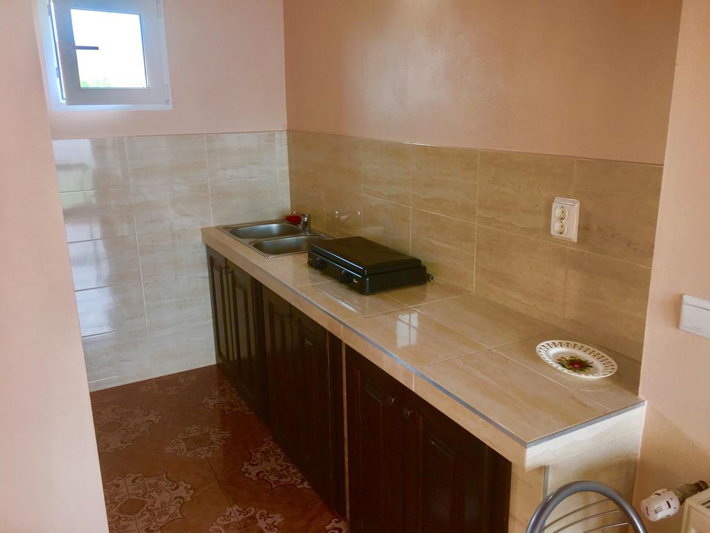 Vila La Izvor Petresti Zewnętrze zdjęcie