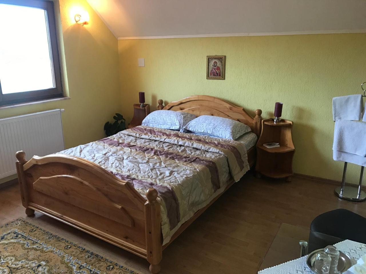 Vila La Izvor Petresti Zewnętrze zdjęcie